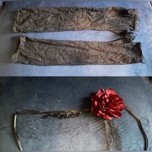 Halloween Mesh Gloves and Flower Necklace